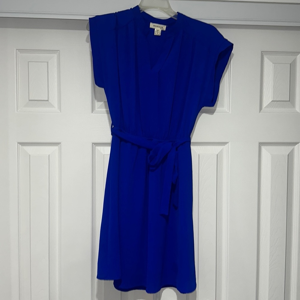 Blue dress